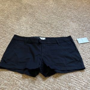NWT black Volcom shorts
